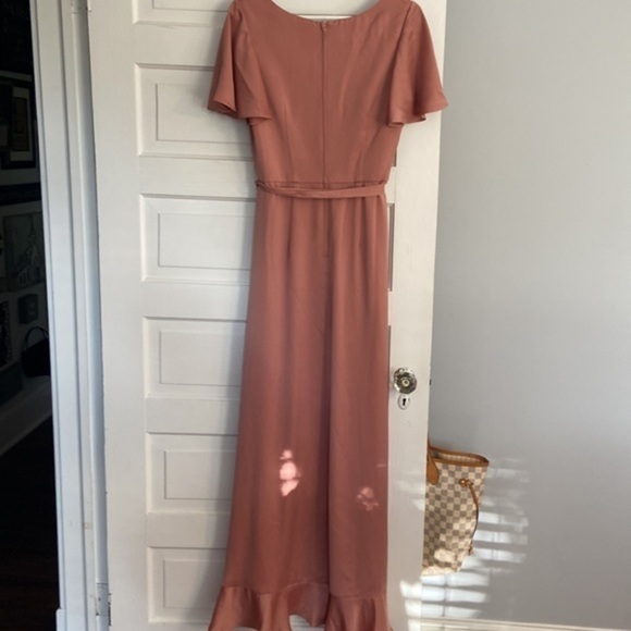 David’s Bridal Hi Lo Flutter Sleeve Satin Dress Dessert Coral - Picture 5 of 6